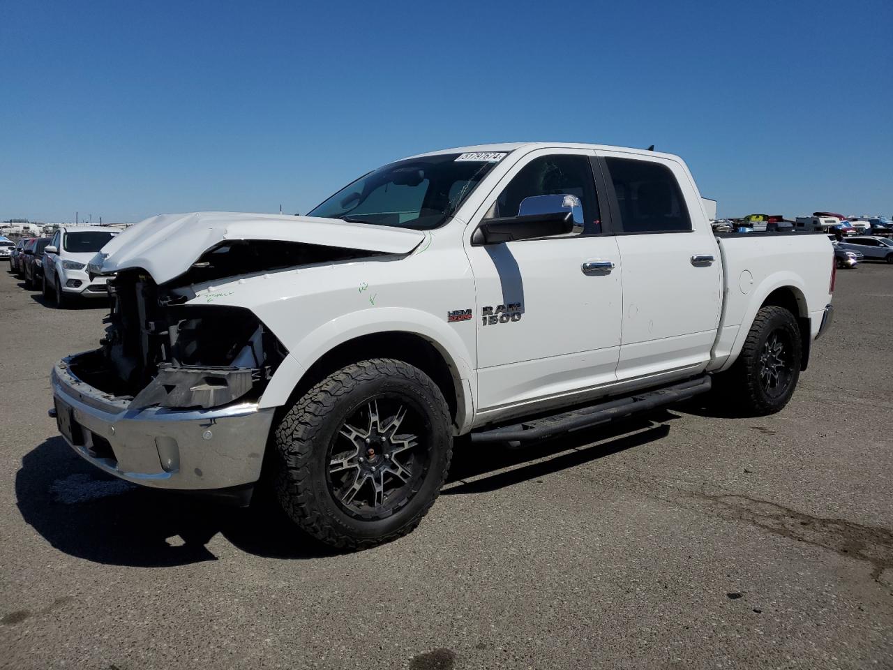 1C6RR7NT7FS644043 2015 Ram 1500 Laramie