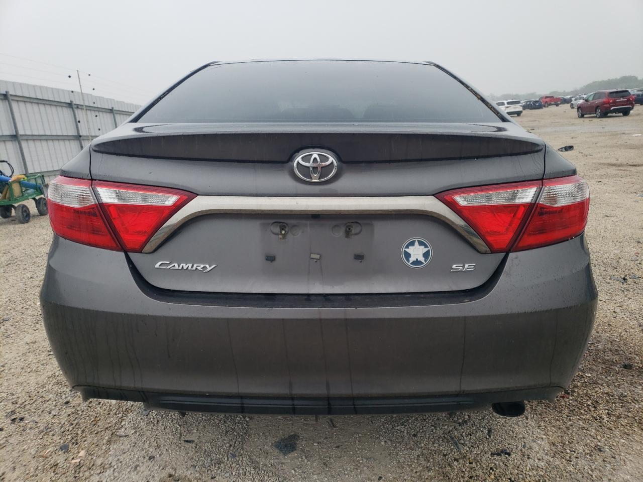 2016 Toyota Camry Le vin: 4T1BF1FKXGU530271