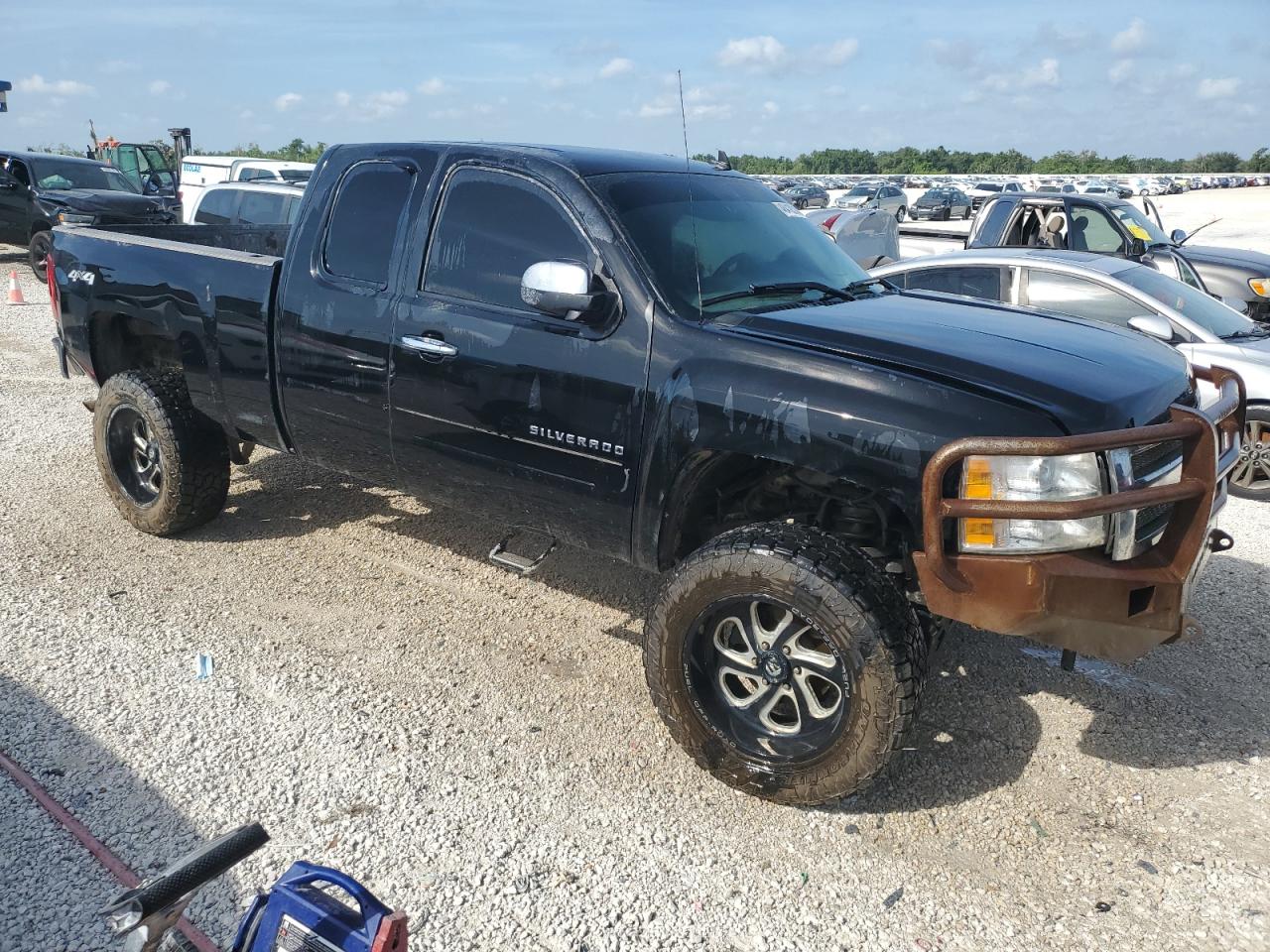 2013 Chevrolet Silverado K1500 Lt vin: 1GCRKSE70DZ217441