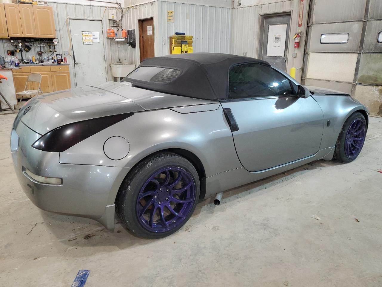 JN1AZ36AX4T016256 2004 Nissan 350Z Roadster