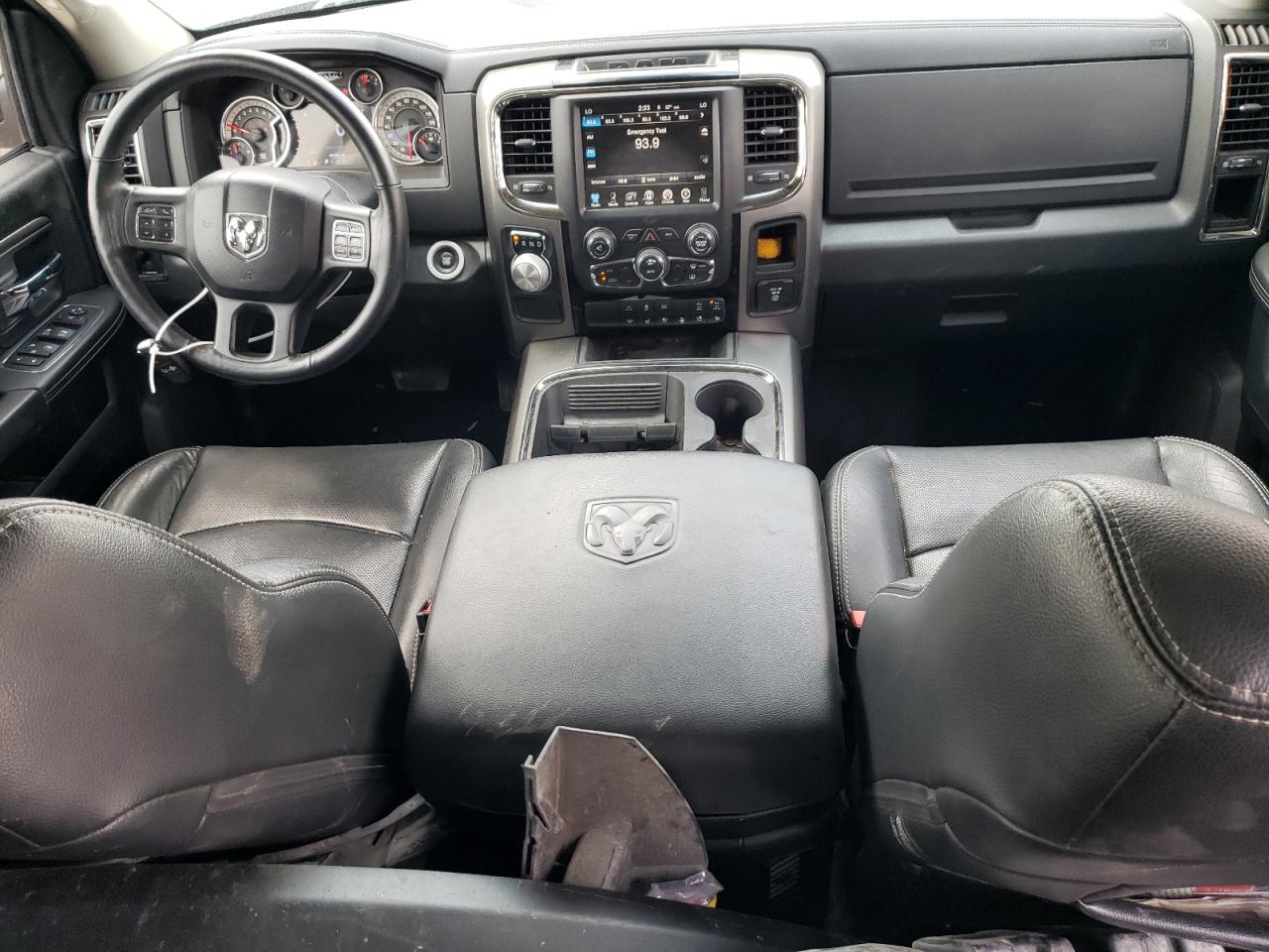 1C6RR6MT2GS389282 2016 Ram 1500 Sport