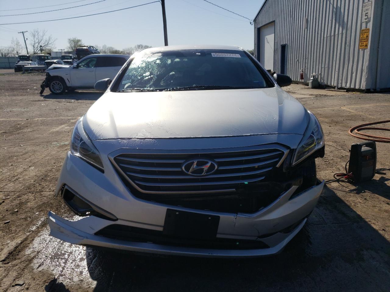 2017 Hyundai Sonata Se vin: 5NPE24AF7HH520043