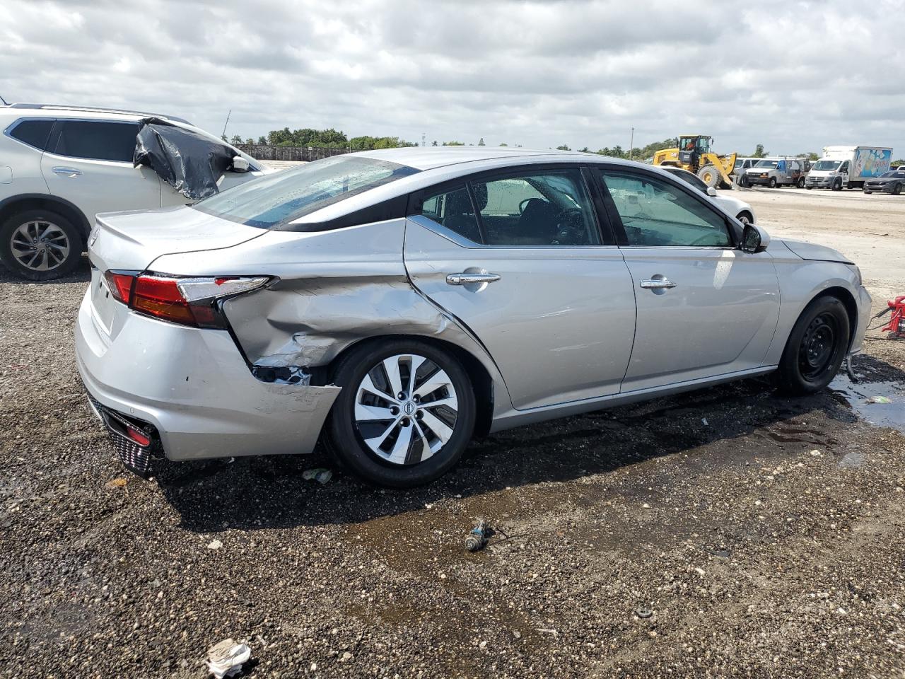 1N4BL4BV7PN399475 2023 Nissan Altima S