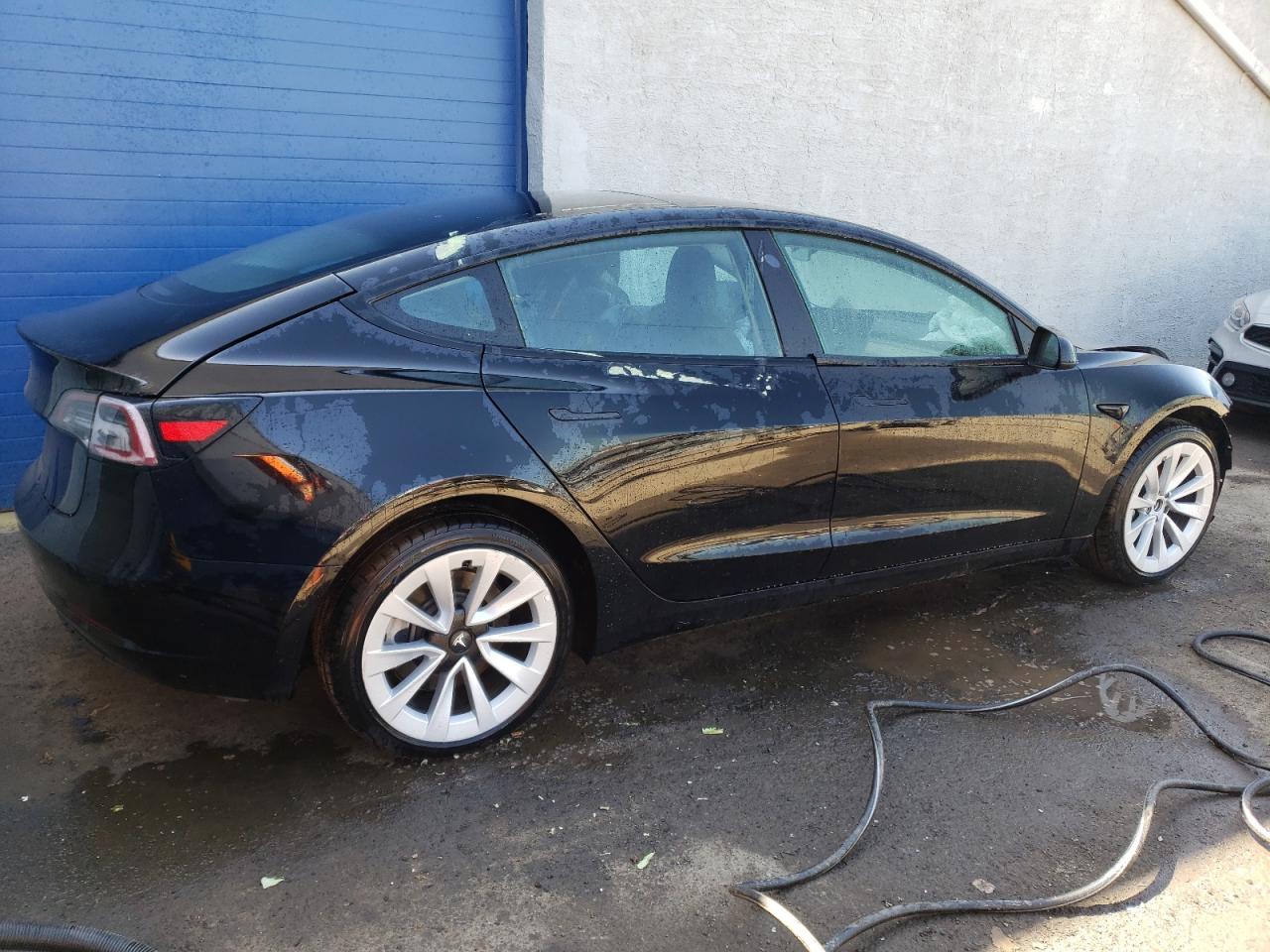 5YJ3E1EA5NF304780 2022 Tesla Model 3