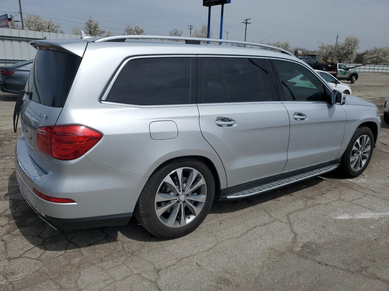 2014 Mercedes-Benz Gl 450 4Matic vin: 4JGDF7CEXEA350393