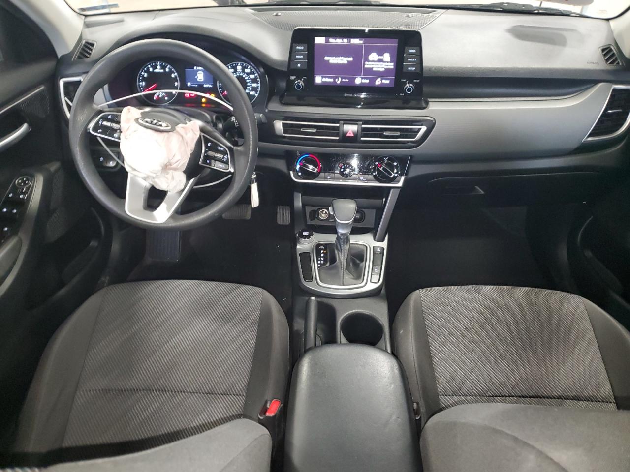 KNDEPCAA7M7155605 2021 Kia Seltos Lx