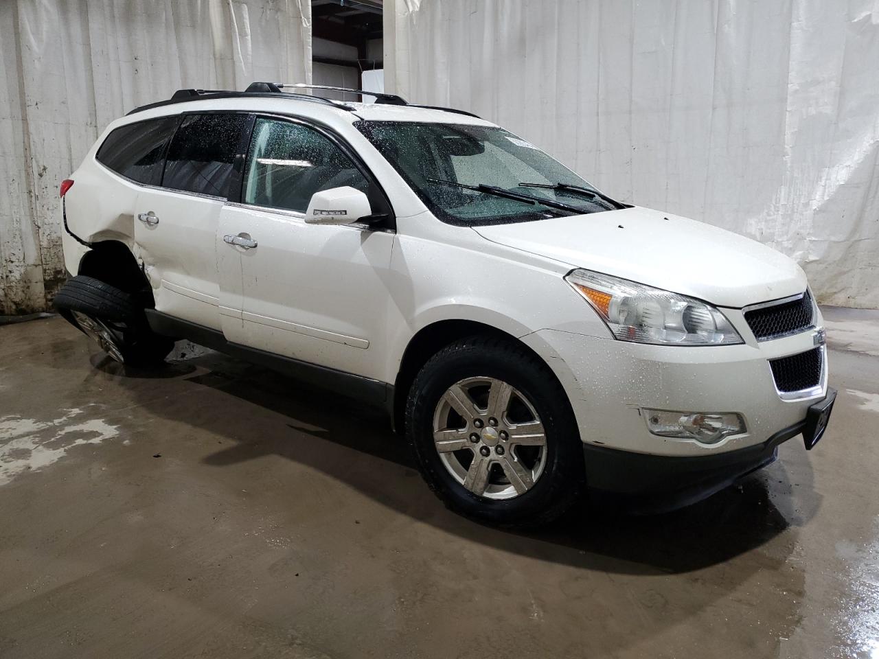 1GNKVGED7CJ409990 2012 Chevrolet Traverse Lt