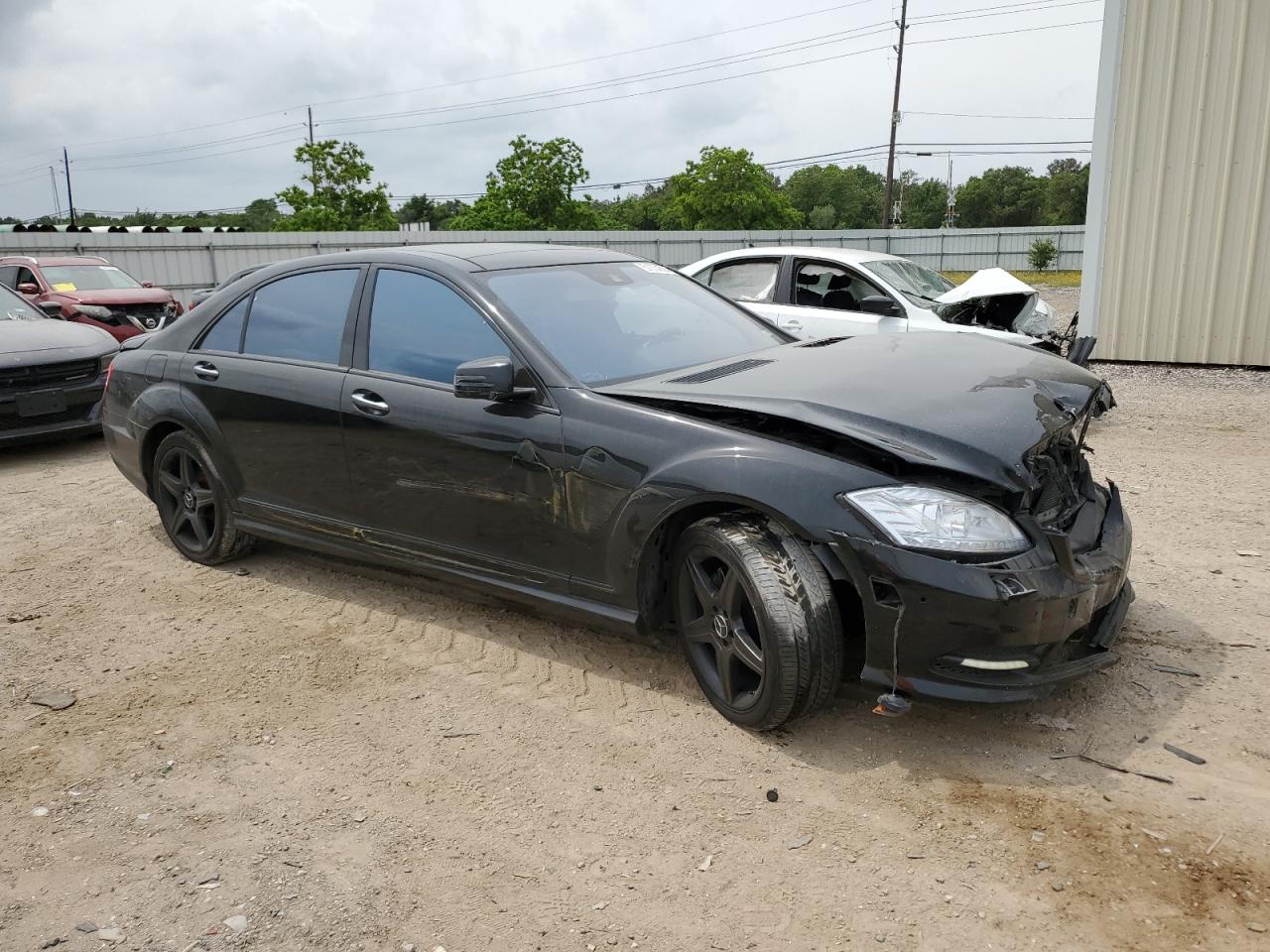 WDDNG8GB3BA361572 2011 Mercedes-Benz S 550 4Matic