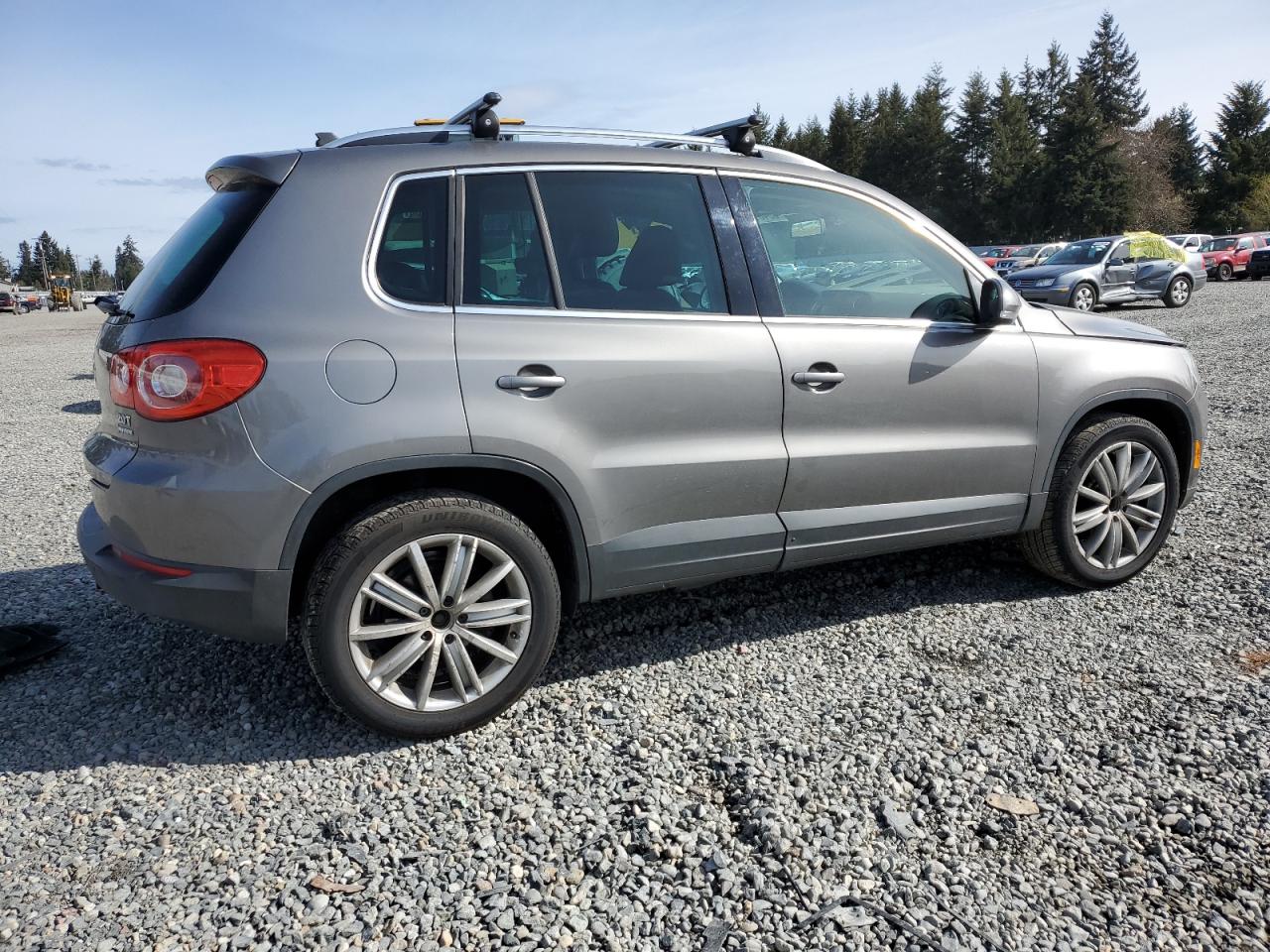 WVGBV95N39W518516 2009 Volkswagen Tiguan Se