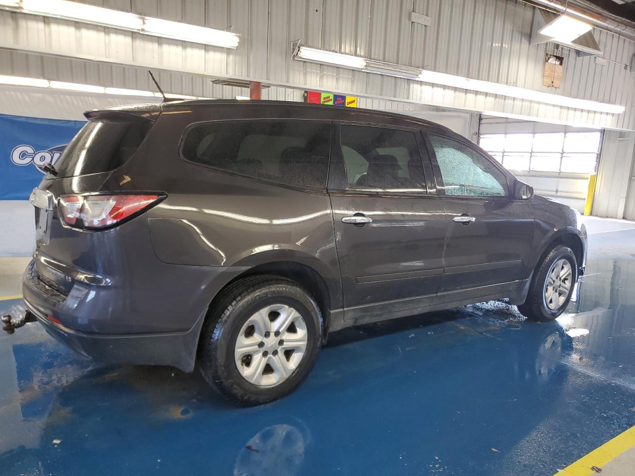 1GNKVFKD9GJ237966 2016 Chevrolet Traverse Ls