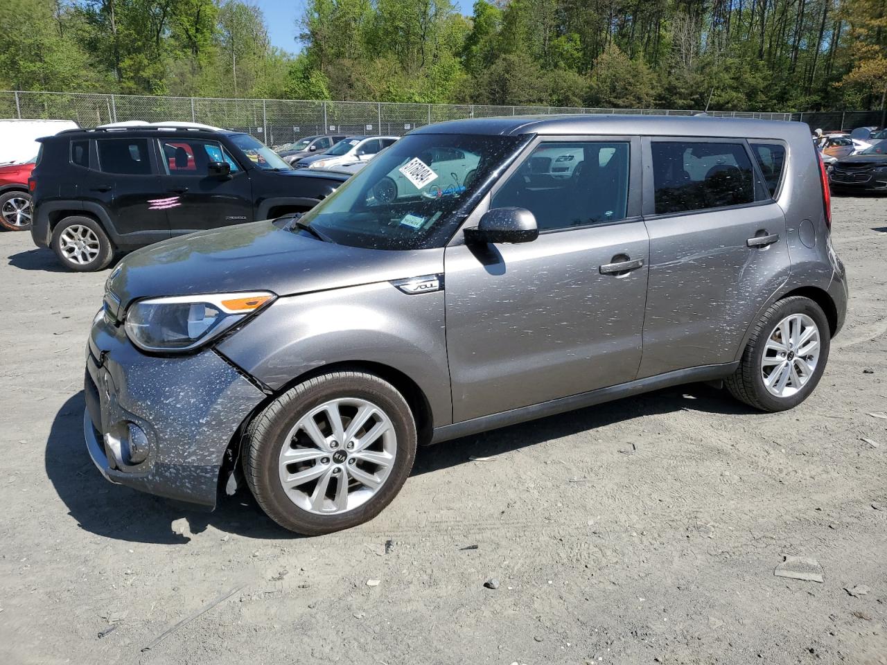 KNDJP3A55J7536480 2018 Kia Soul +