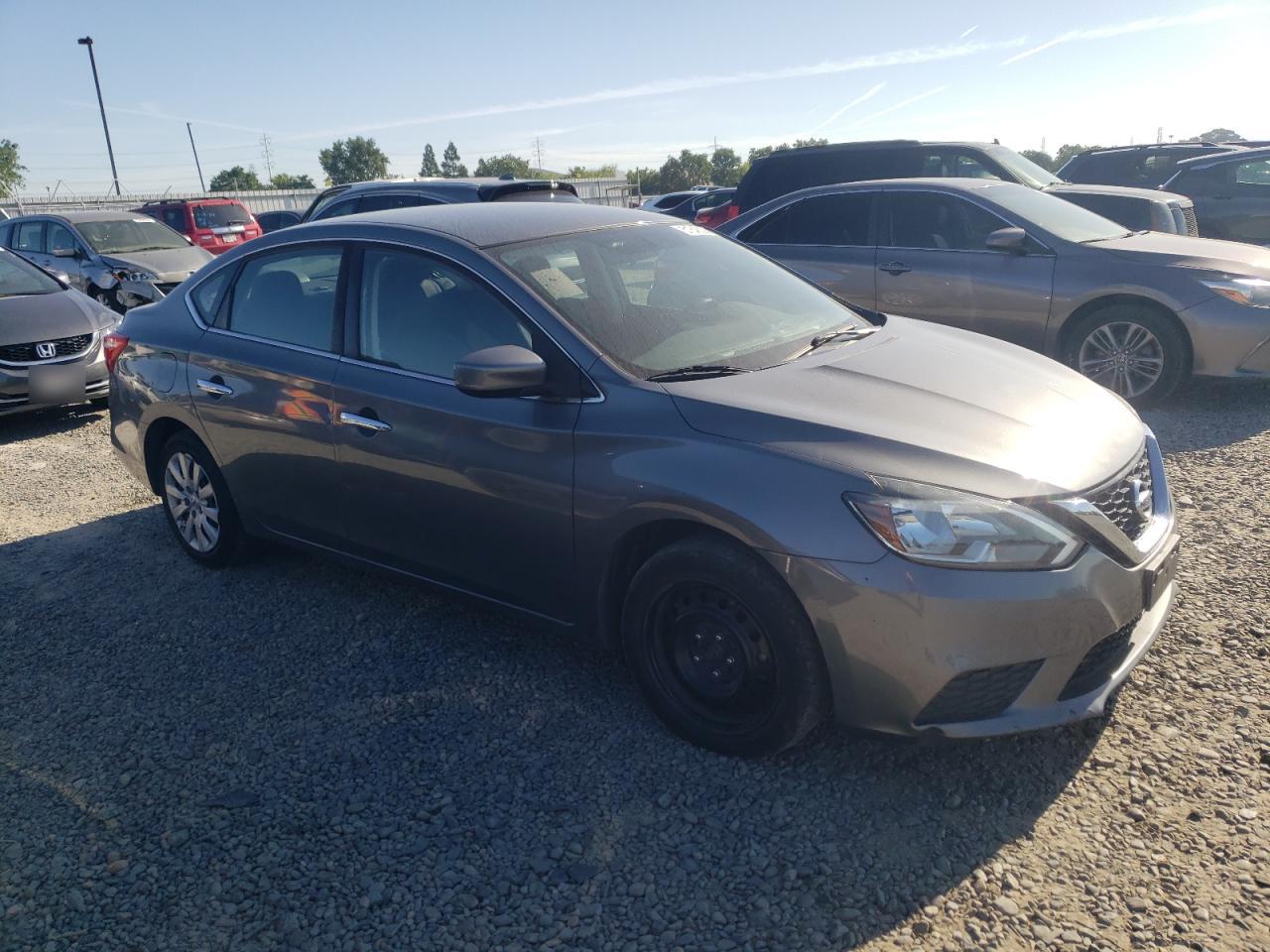 2018 Nissan Sentra S vin: 3N1AB7AP1JY292044