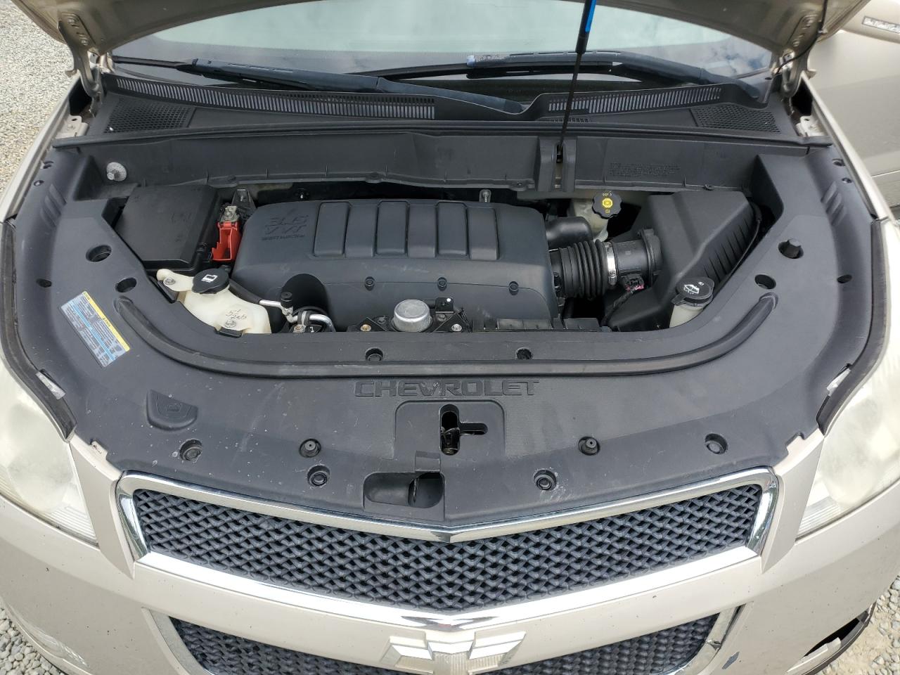 1GNLRGED3AJ207055 2010 Chevrolet Traverse Lt