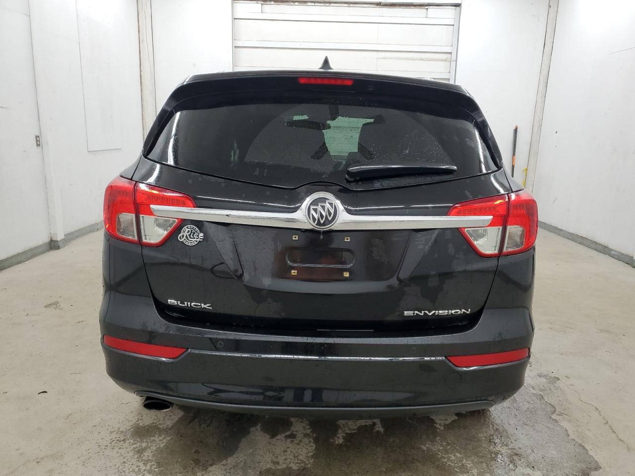 2017 Buick Envision Essence vin: LRBFXBSA9HD062426