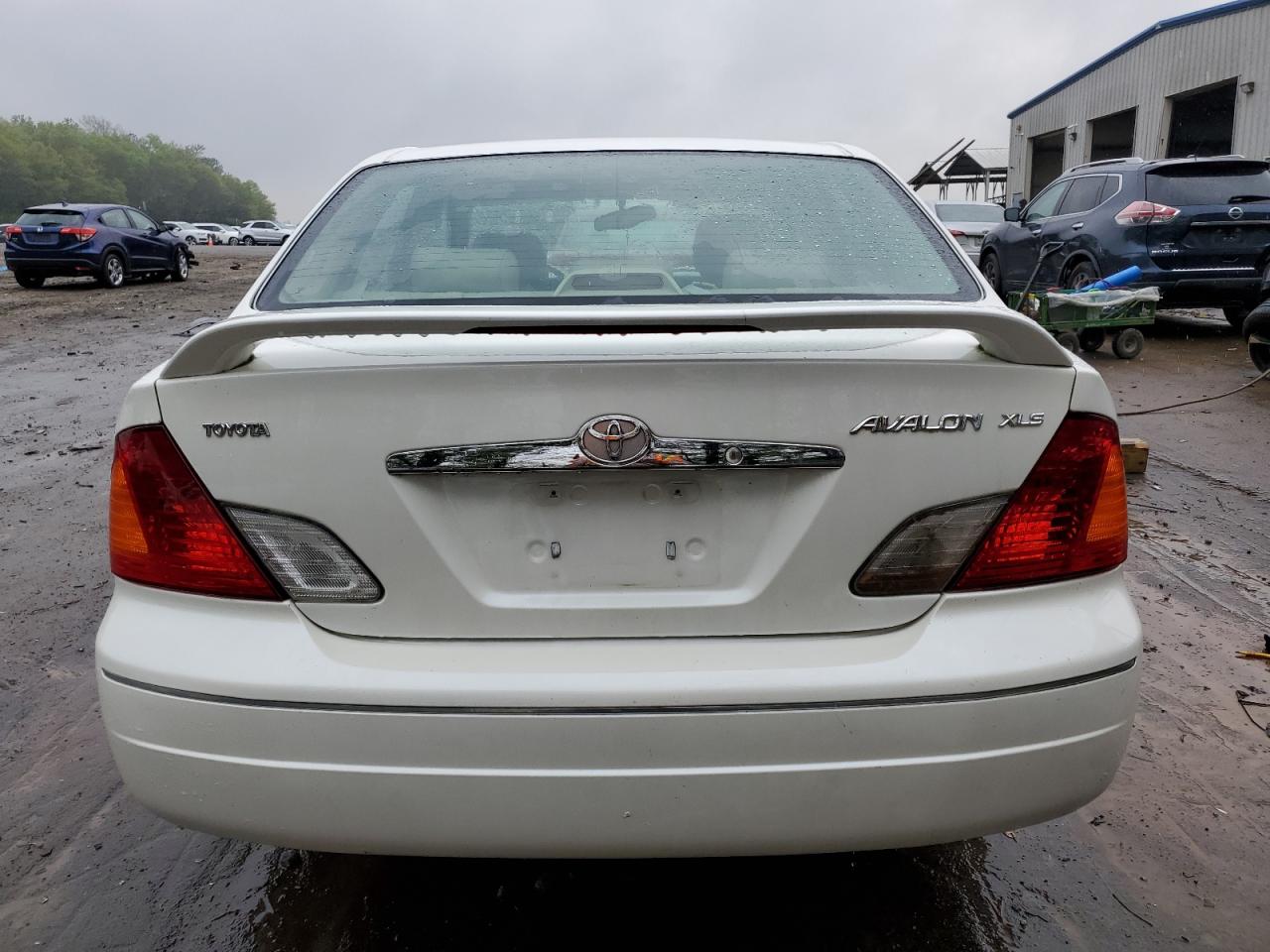 4T1BF28B82U260369 2002 Toyota Avalon Xl