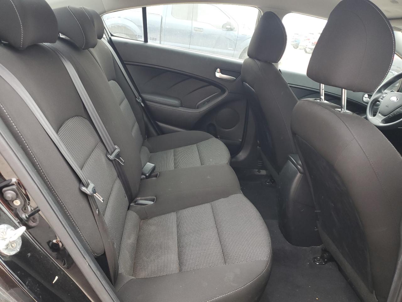 3KPFK4A79HE064189 2017 Kia Forte Lx