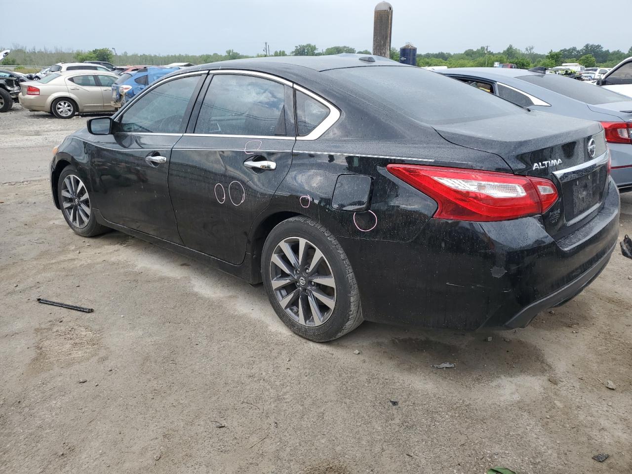 2017 Nissan Altima 2.5 vin: 1N4AL3AP5HC170377