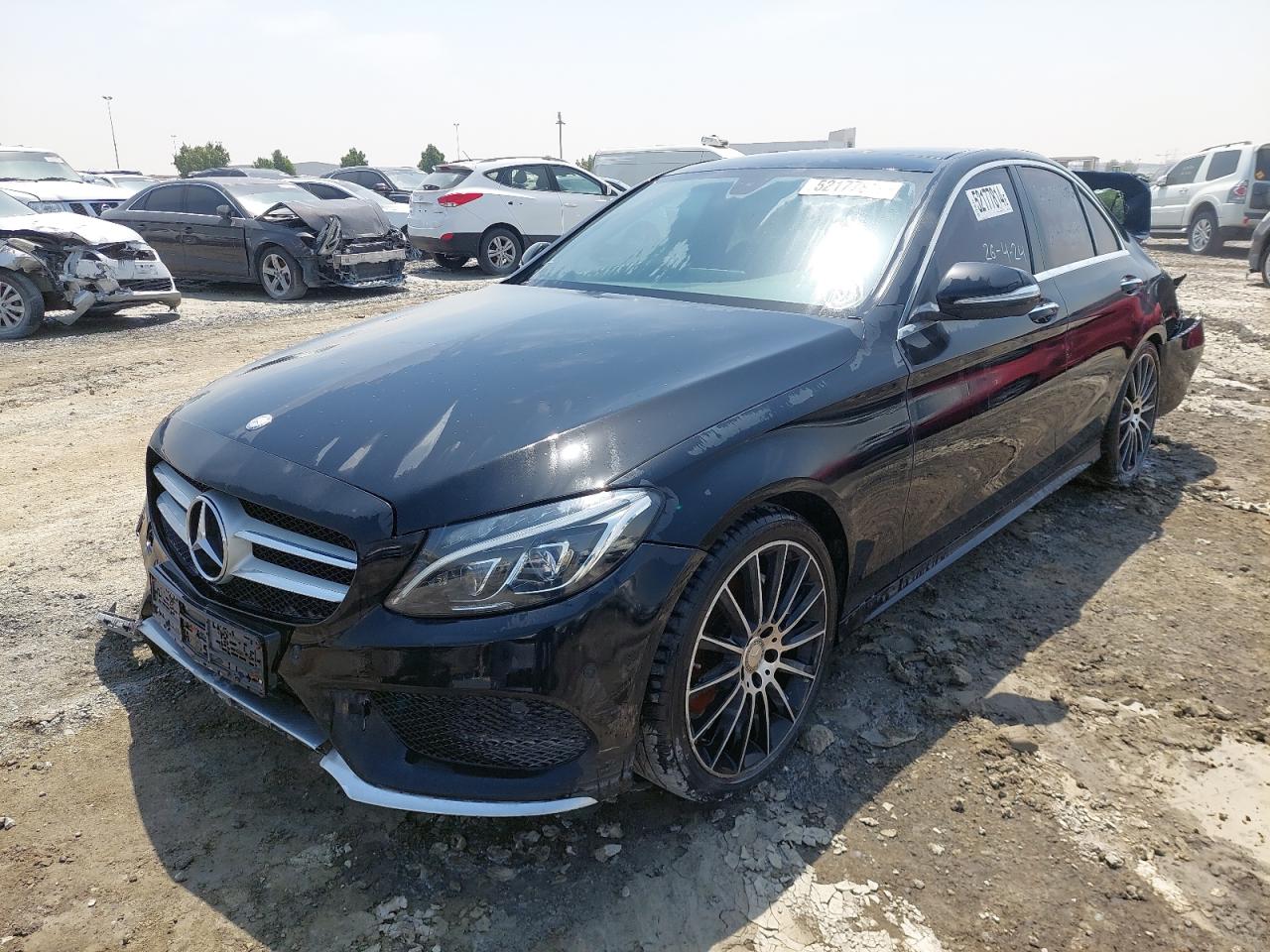WDDWF4CB3FR061138 Auction: COPART UAE Lot: 52177814 Location: DUBAI INDUSTRIAL CITY - DUBAI WDDWF4CB3FR061138 MERCEDES BENZ C200 2015 BLACK Photo 2
