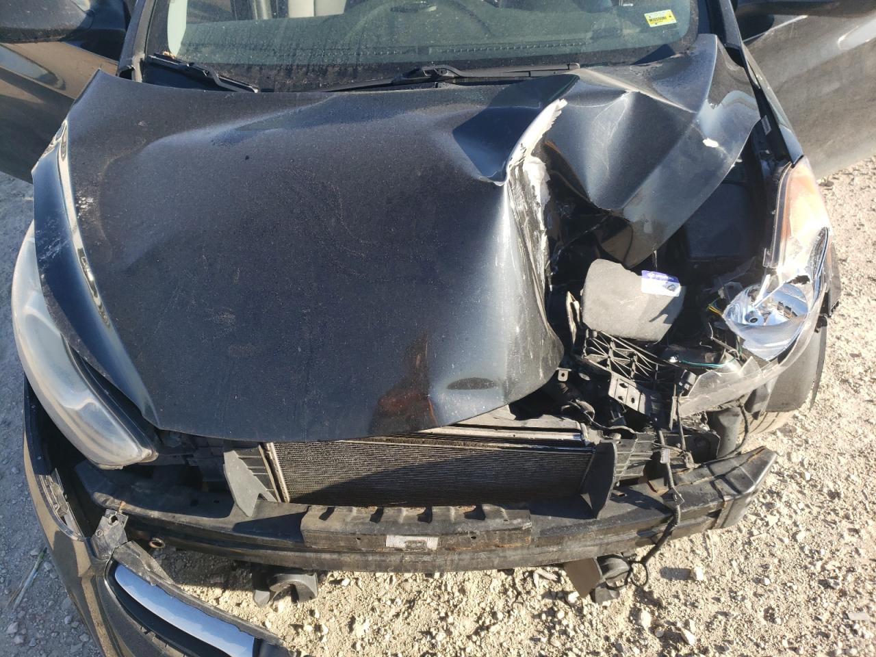 KMHDH4AE3DU555613 2013 Hyundai Elantra Gls