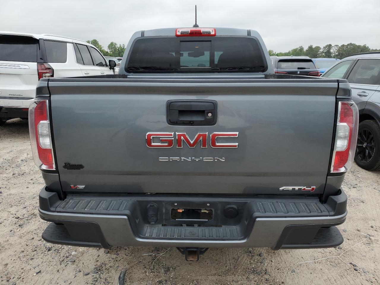 2022 GMC Canyon At4 vin: 1GTG6FEN8N1228821