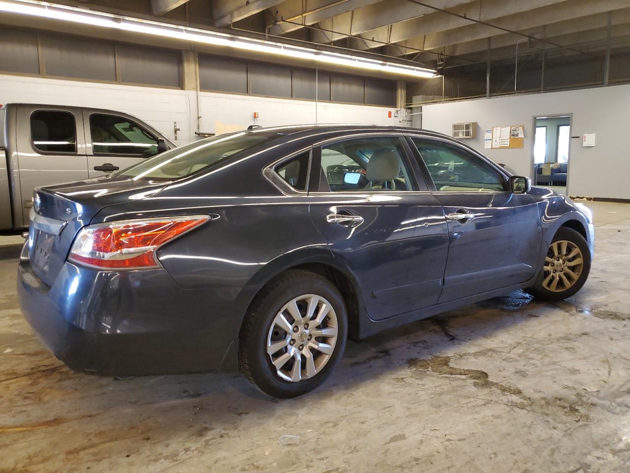2015 Nissan Altima 2.5 vin: 1N4AL3AP1FN362896