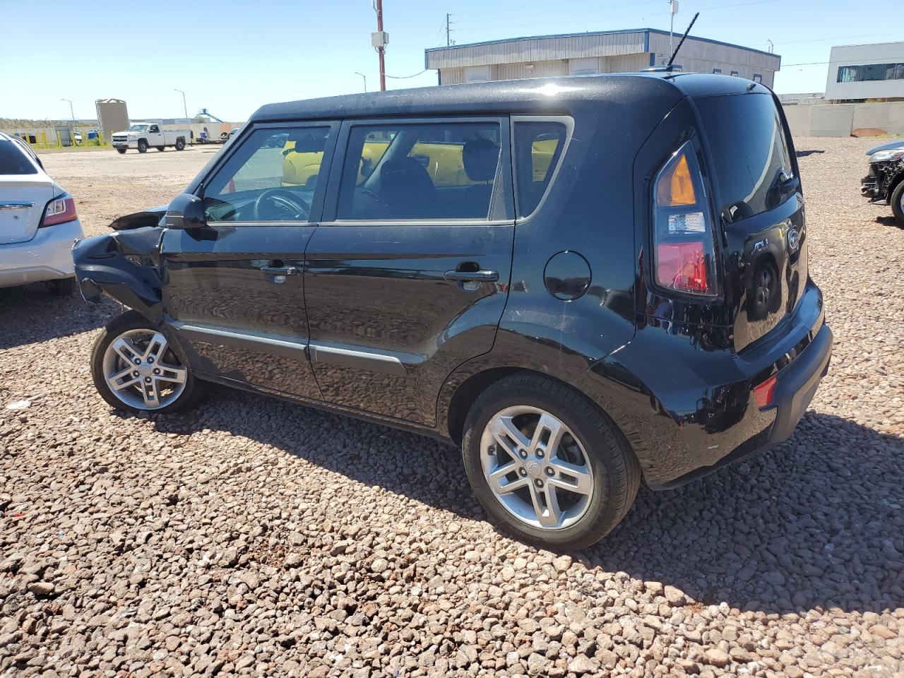 KNDJT2A2XB7233482 2011 Kia Soul +