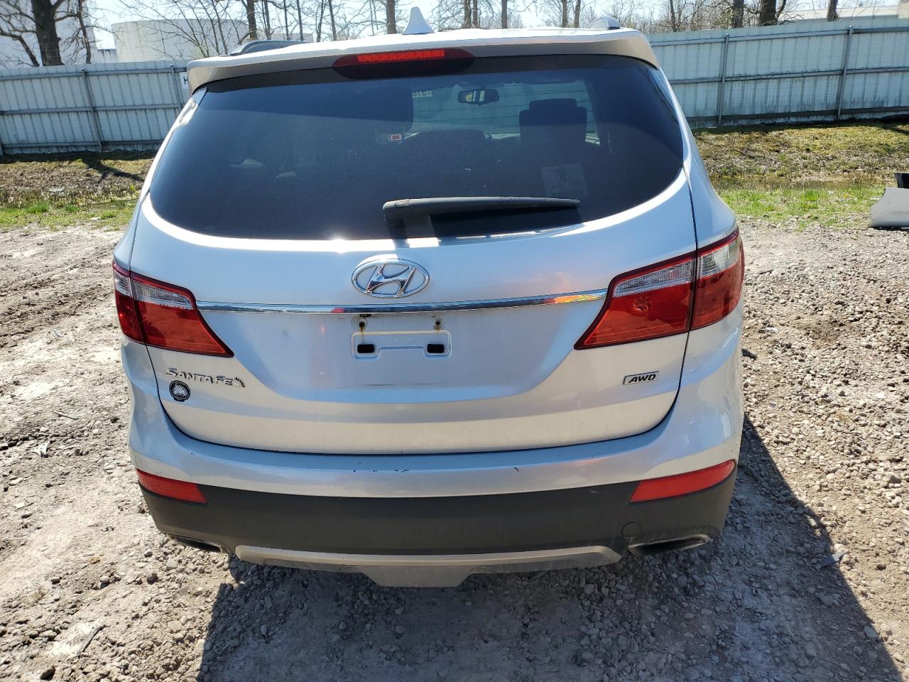 KM8SMDHF9GU142715 2016 Hyundai Santa Fe Se