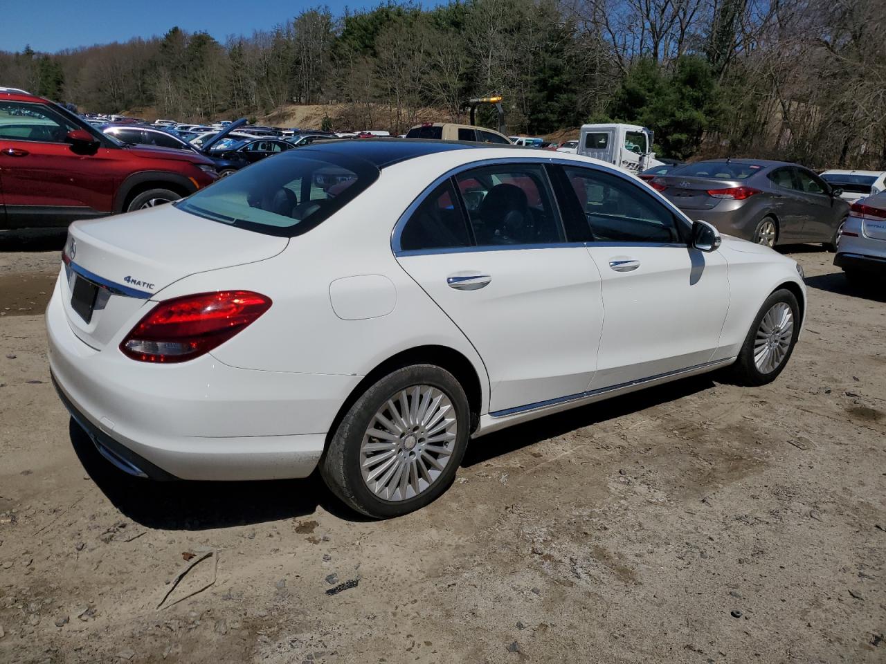 55SWF4KBXHU210583 2017 Mercedes-Benz C 300 4Matic