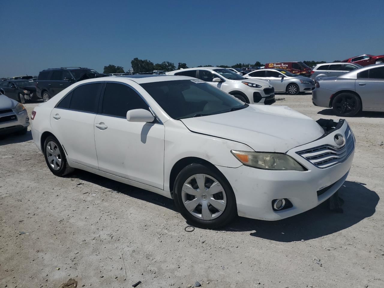 4T1BF3EK3BU642688 2011 Toyota Camry Base