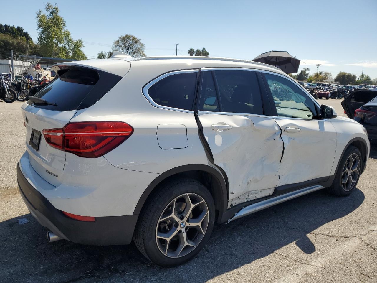 WBXHU7C37J5L09235 2018 BMW X1 Sdrive28I