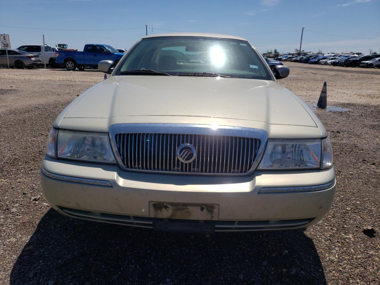 2MEFM74W55X631727 2005 Mercury Grand Marquis Gs