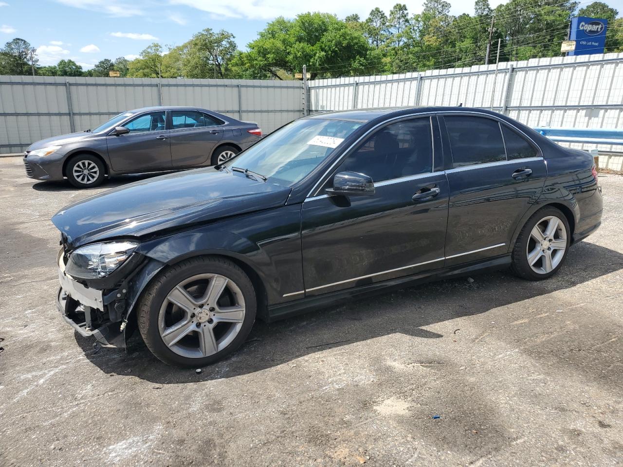 WDDGF5EB1BR157996 2011 Mercedes-Benz C 300