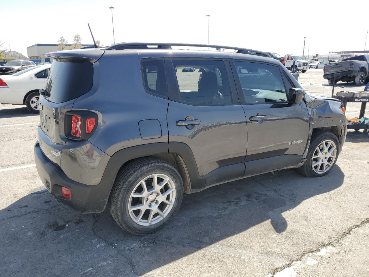 2020 Jeep Renegade Latitude vin: ZACNJABBXLPL16816