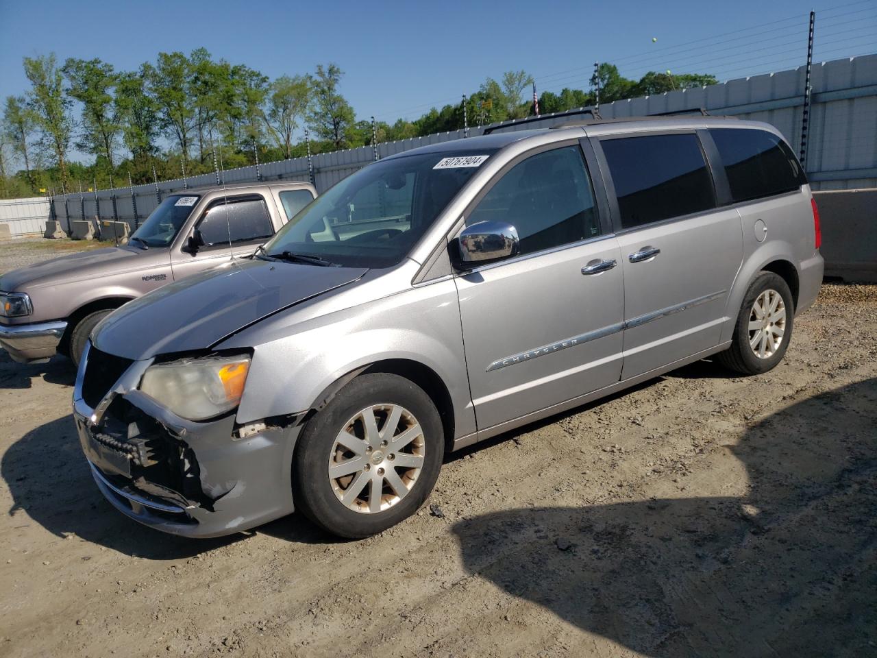2C4RC1BG1ER443169 2014 Chrysler Town & Country Touring