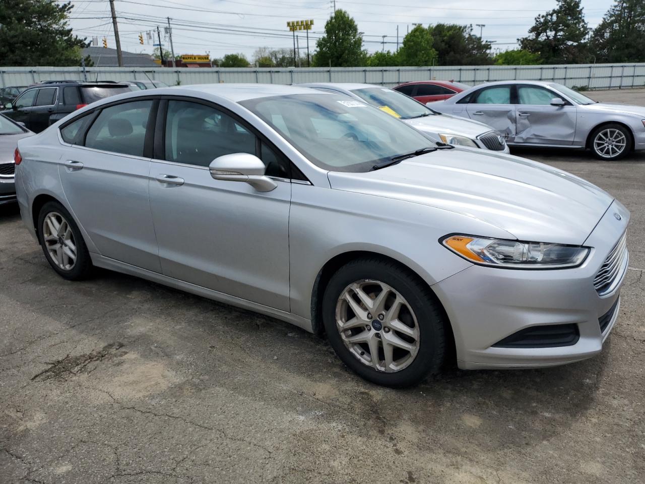 3FA6P0H76GR199725 2016 Ford Fusion Se