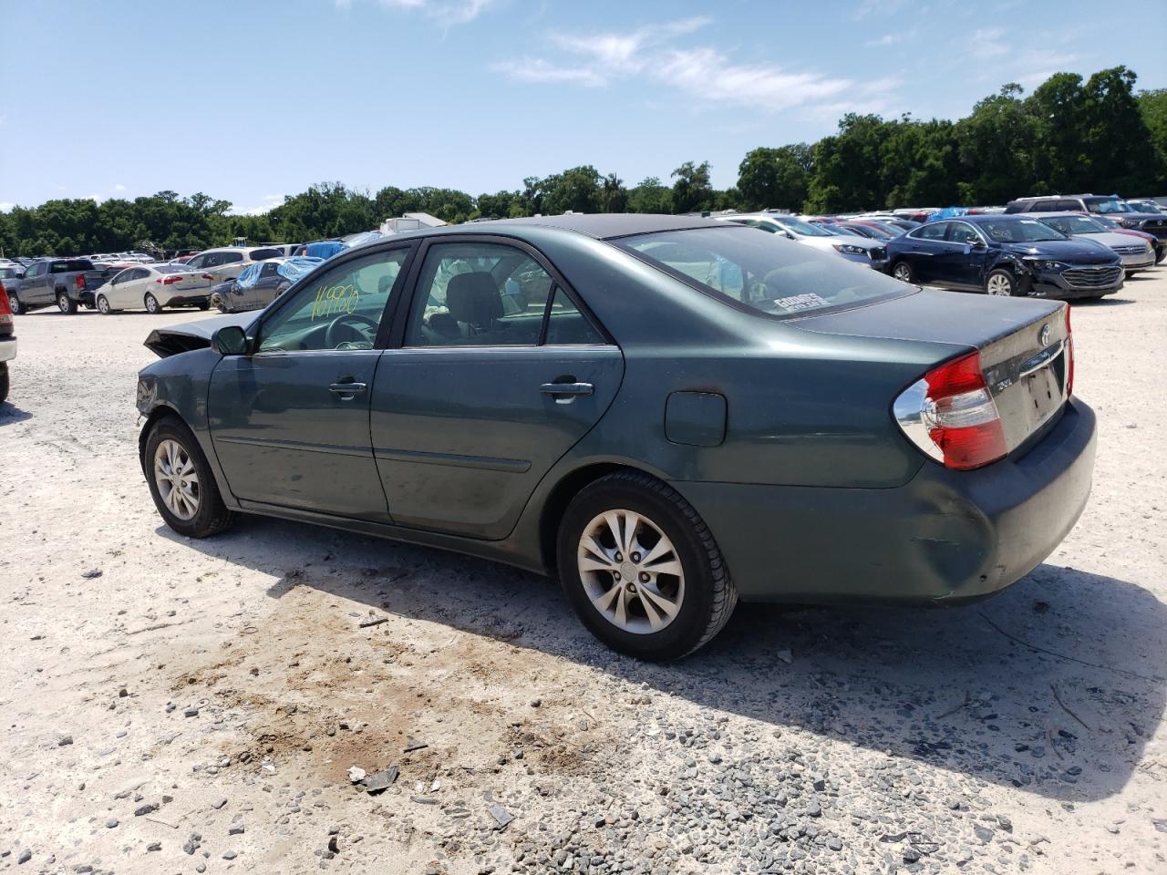 4T1BF32KX4U070669 2004 Toyota Camry Le