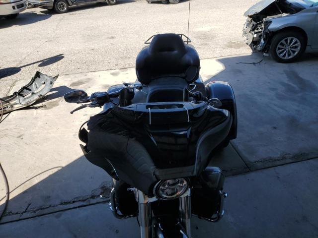 2022 HARLEY-DAVIDSON FLHTCUTG 1HD1MAF14NB853588