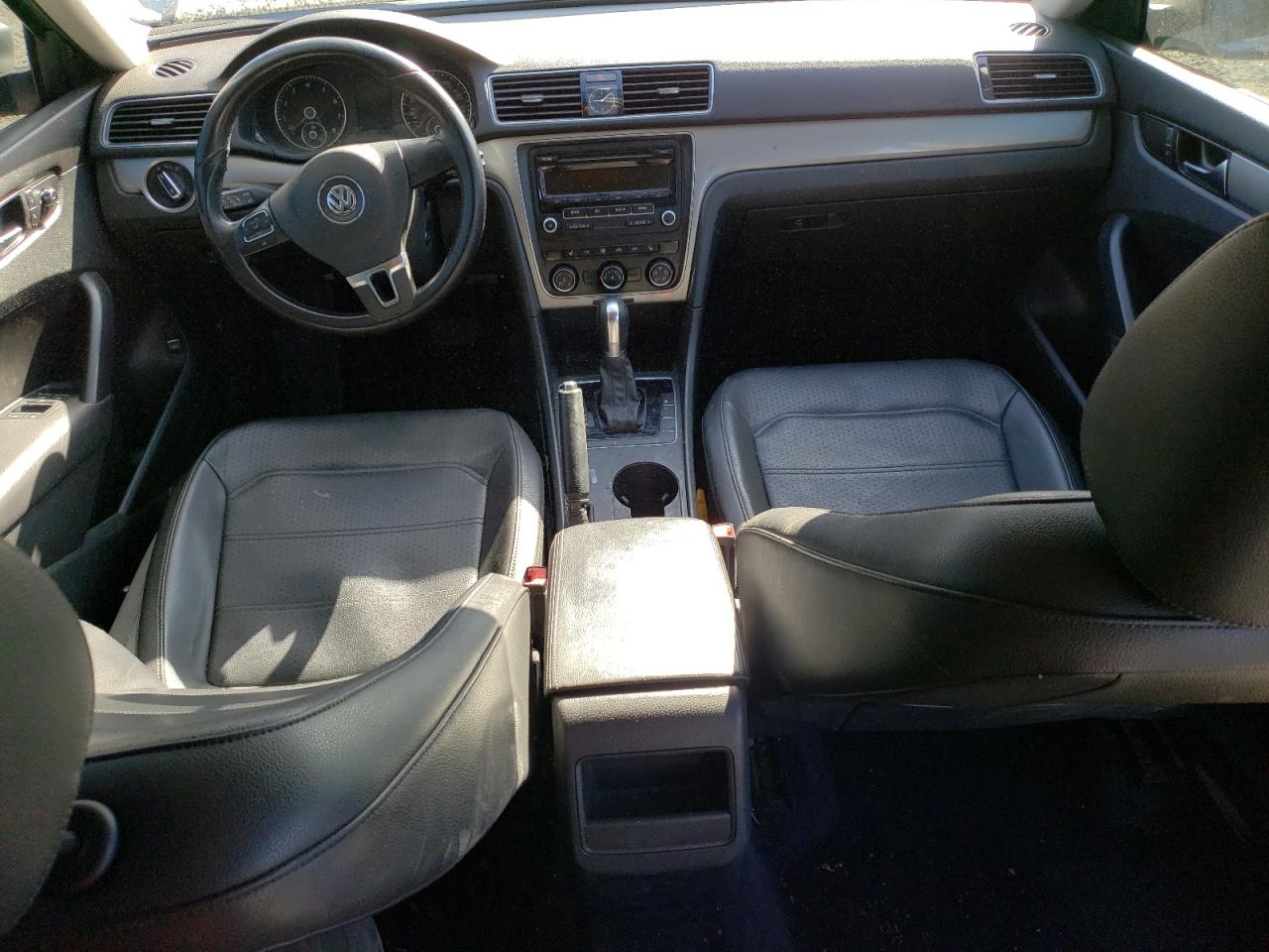 1VWAT7A38EC064836 2014 Volkswagen Passat S