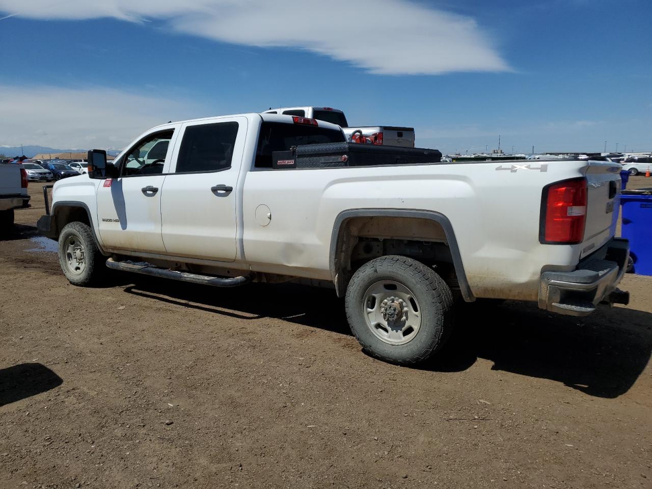 2015 GMC Sierra K2500 Heavy Duty vin: 1GT12XE84FF538549