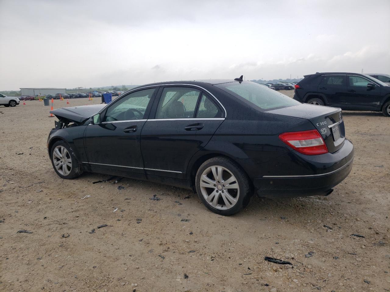 WDDGF5EB3BF637443 2011 Mercedes-Benz C 300