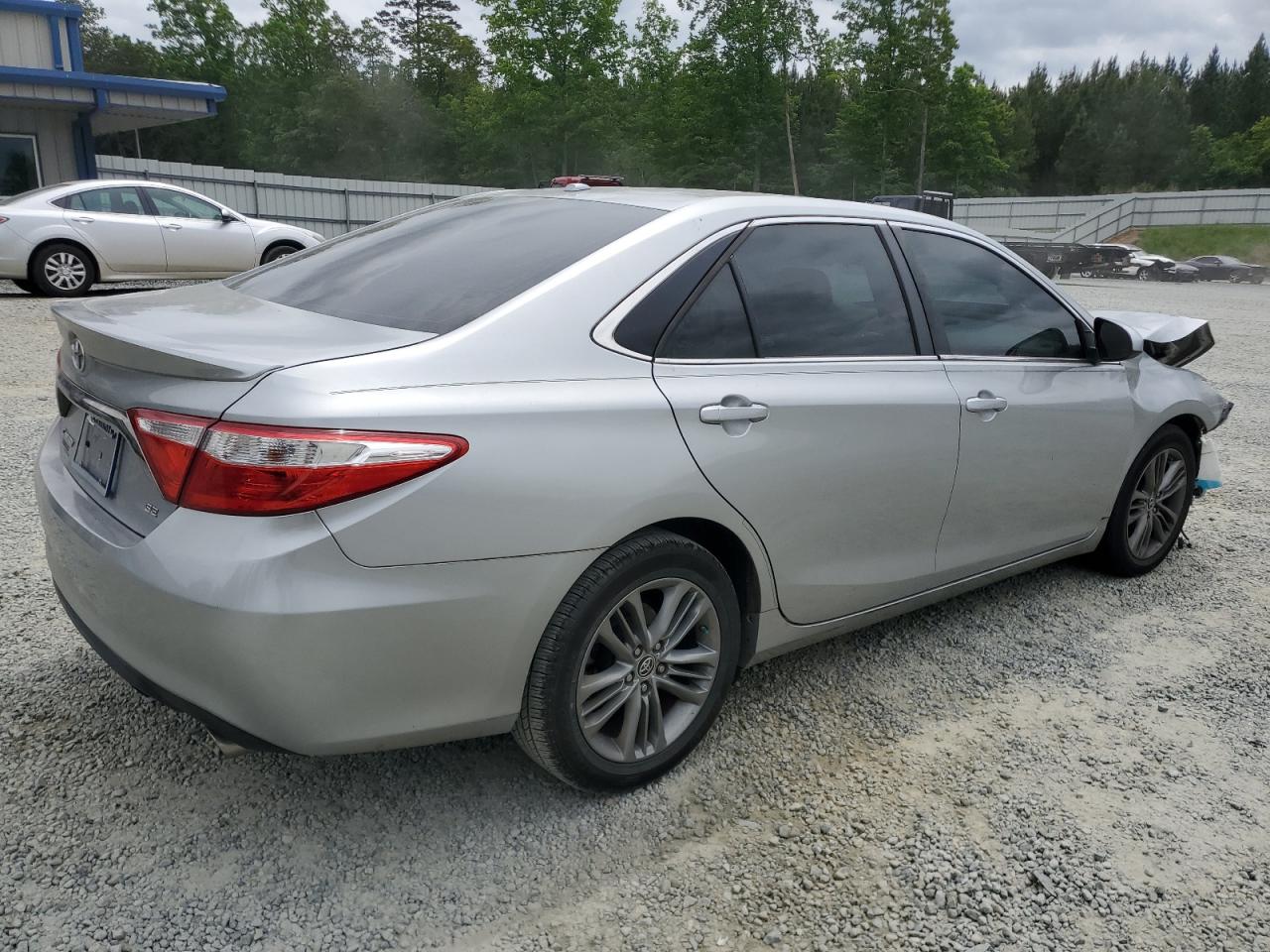 4T1BF1FK6GU150716 2016 Toyota Camry Le