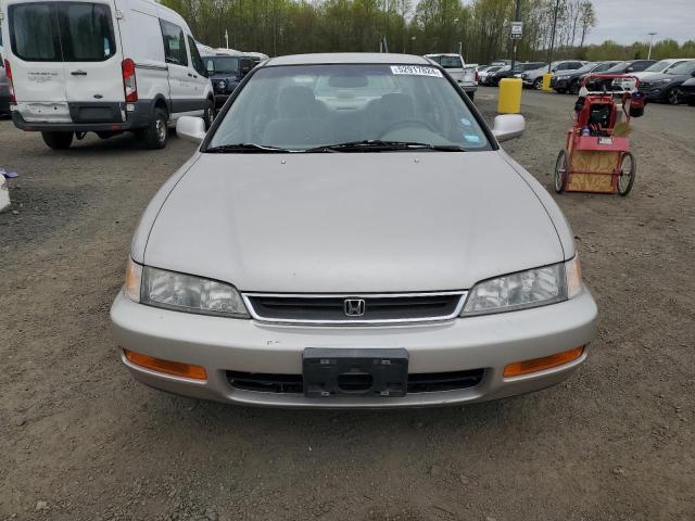 1996 Honda Accord Lx VIN: 1HGCD5630TA033323 Lot: 52917824