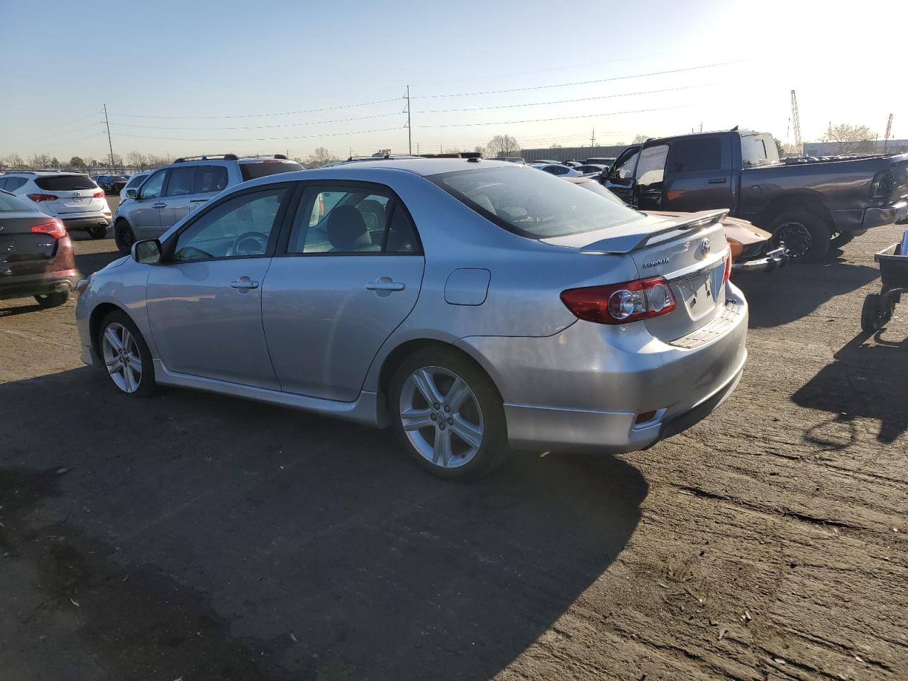 5YFBU4EE6DP117084 2013 Toyota Corolla Base