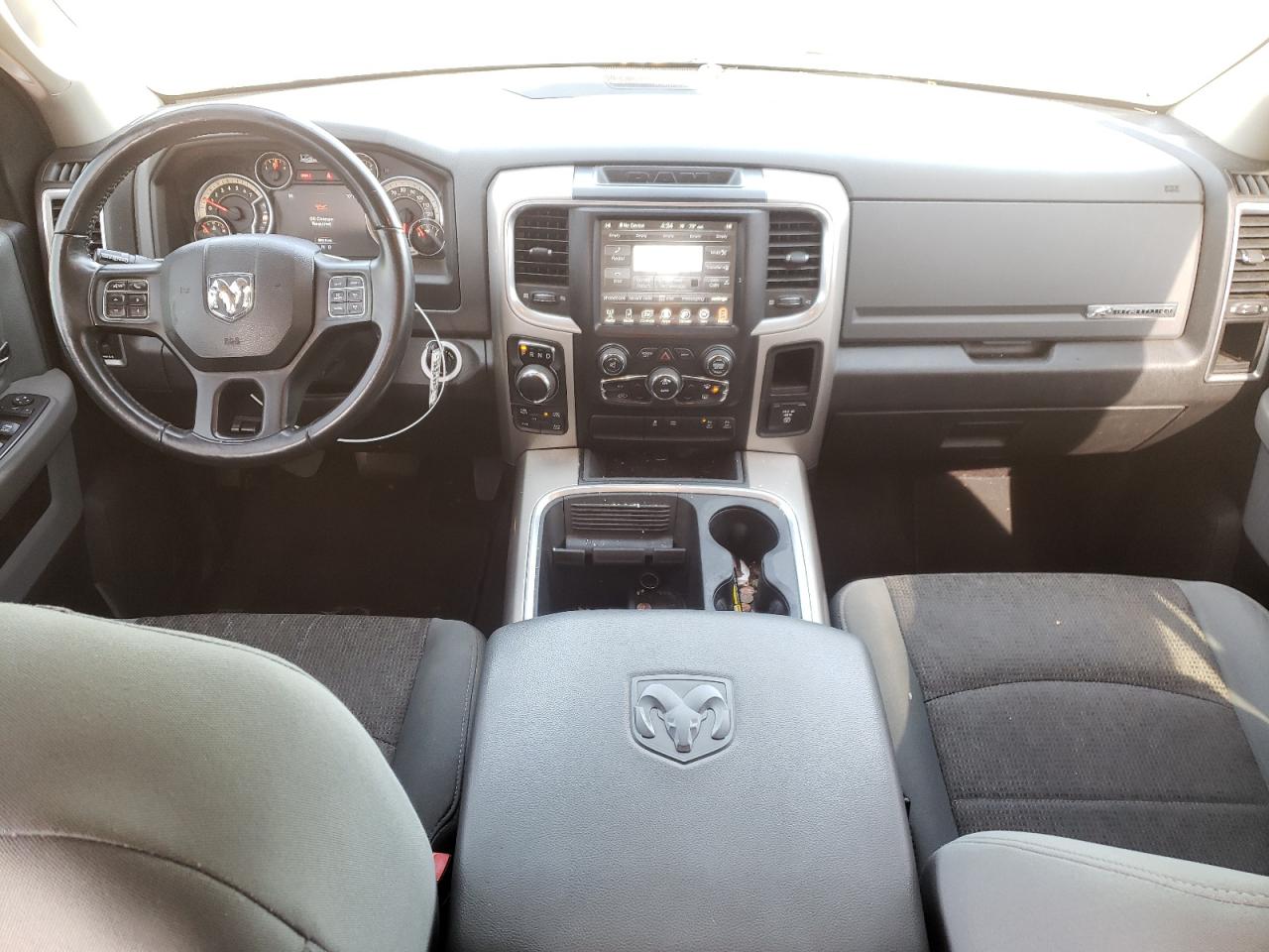 3C6RR7LT4HG793765 2017 Ram 1500 Slt