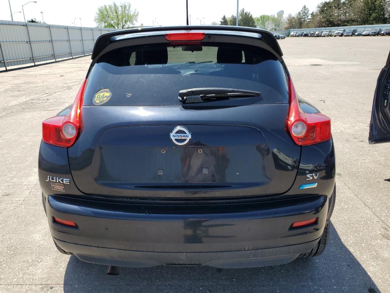 2014 Nissan Juke S vin: JN8AF5MR5ET355846