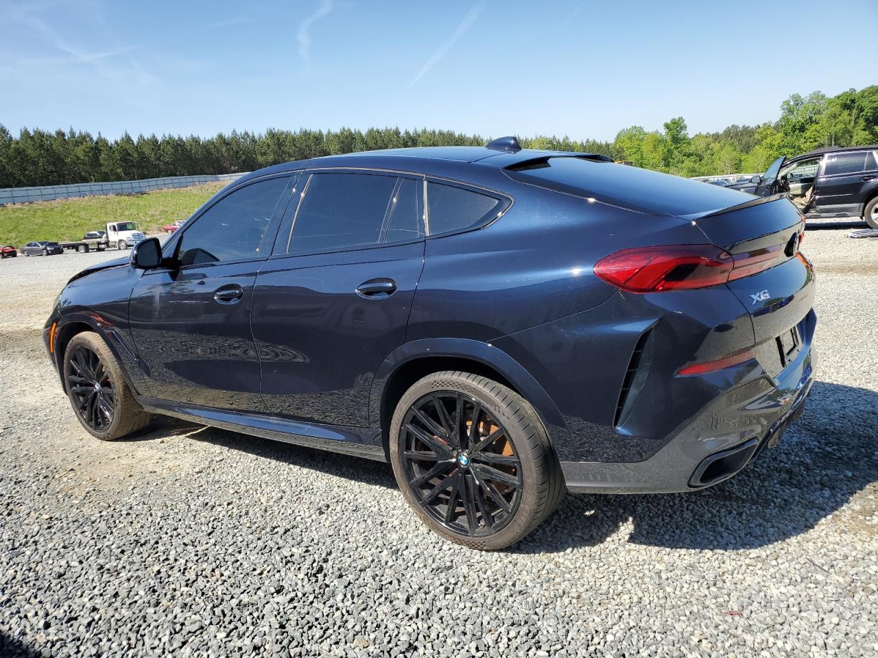 2021 BMW X6 xDrive40I vin: 5UXCY6C04M9H35734