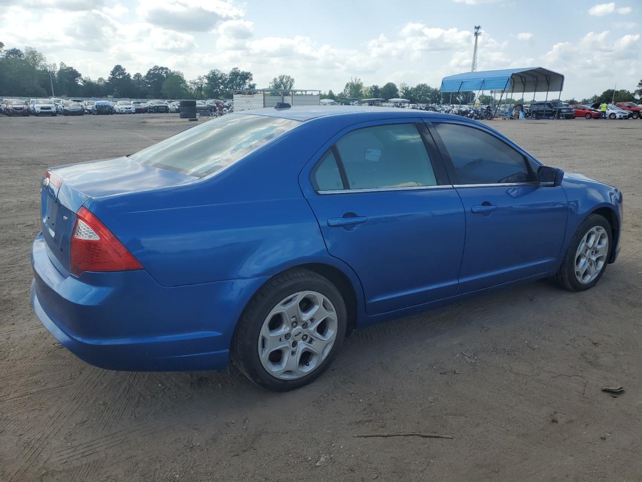 3FAHP0HA7BR322686 2011 Ford Fusion Se