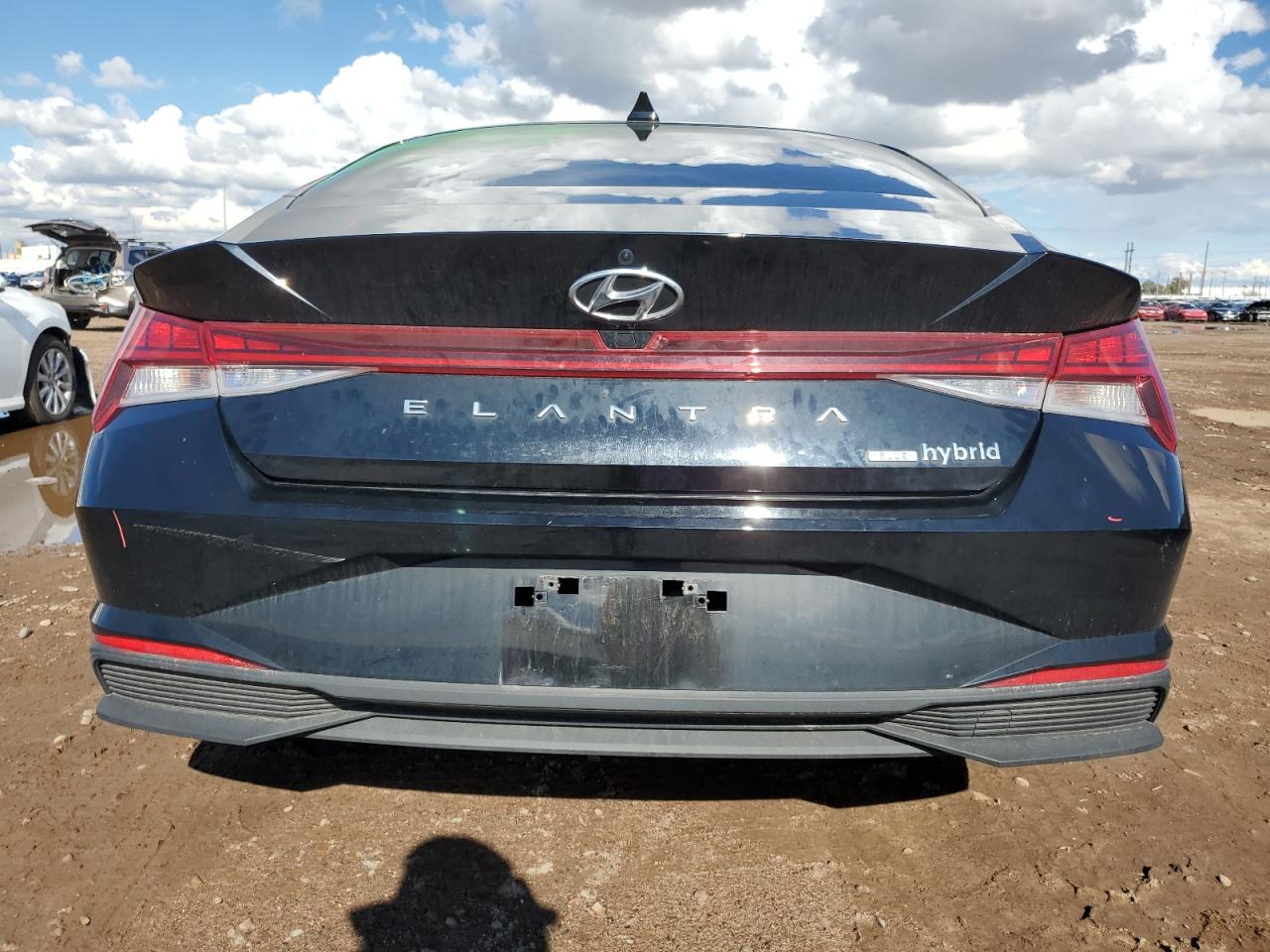 2022 Hyundai Elantra Blue vin: KMHLM4AJ1NU027753