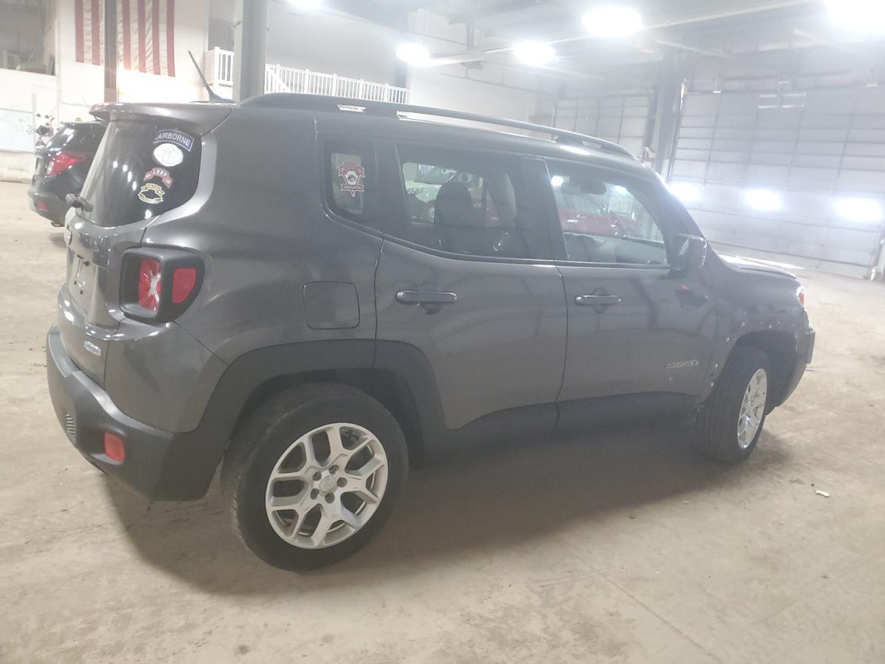 ZACCJBBTXGPE34427 2016 Jeep Renegade Latitude