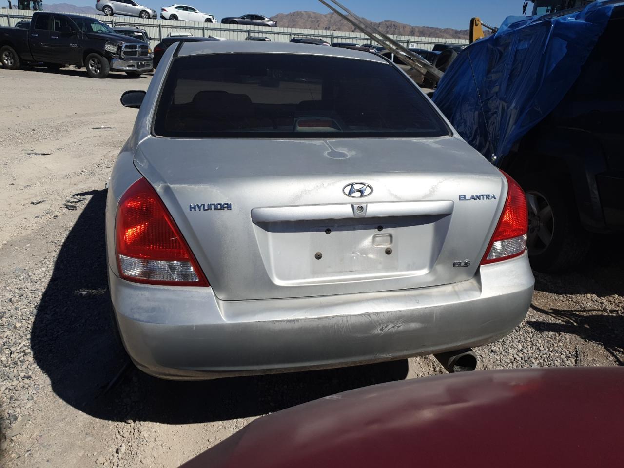 KMHDN45D22U304749 2002 Hyundai Elantra Gls